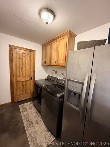 11817 Sandy Acres, Kingston, OK 73439