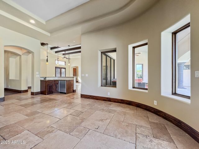 5615 N INVERGORDON Road, Paradise Valley, AZ 85253