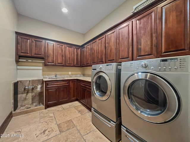 5615 N INVERGORDON Road, Paradise Valley, AZ 85253