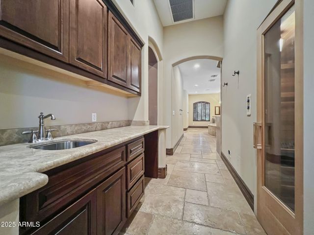 5615 N INVERGORDON Road, Paradise Valley, AZ 85253