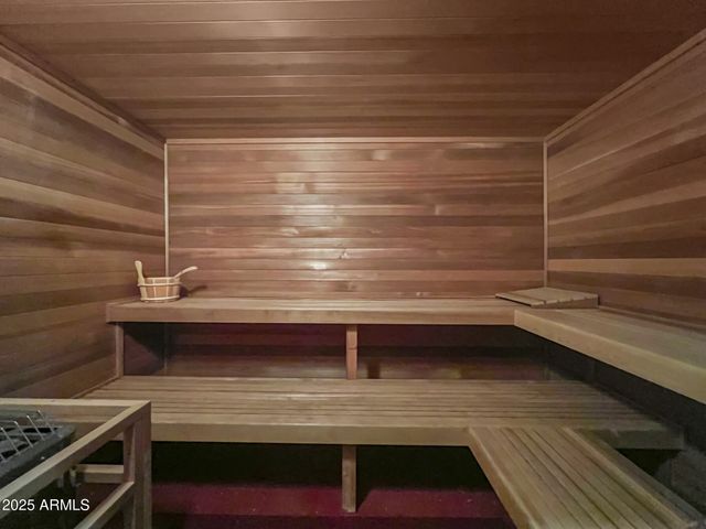 5615 N INVERGORDON Road, Paradise Valley, AZ 85253