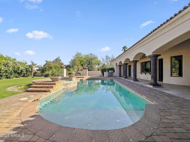 5615 N INVERGORDON Road, Paradise Valley, AZ 85253