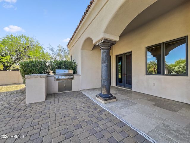 5615 N INVERGORDON Road, Paradise Valley, AZ 85253