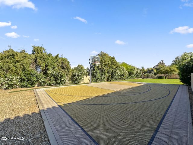 5615 N INVERGORDON Road, Paradise Valley, AZ 85253