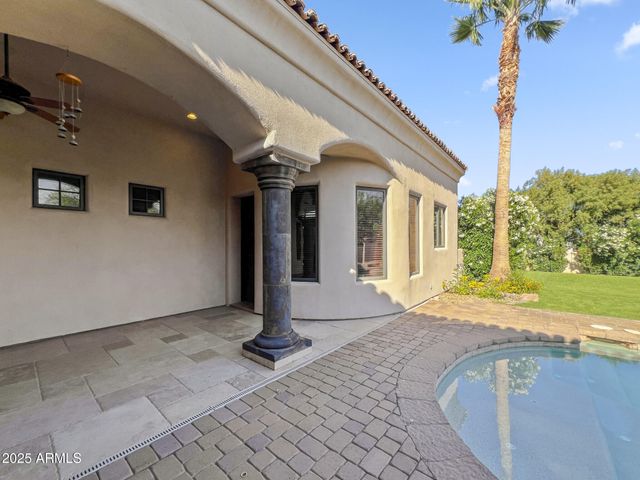 5615 N INVERGORDON Road, Paradise Valley, AZ 85253