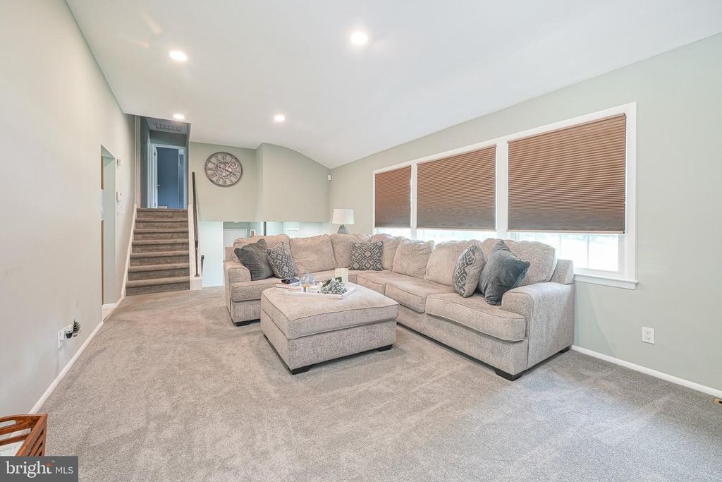168 E ST ANDREWS DR, MOUNT LAUREL, NJ 08054 — photo 5