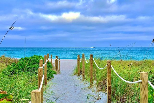 2164 NE 1st Way 102, Boynton Beach, FL 33435