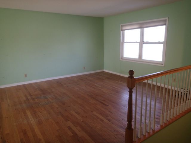 413 LACY Avenue, Streamwood, IL 60107