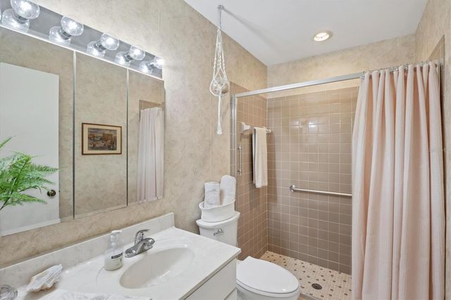 6650 SCHOONER BAY CIRCLE 6650, Sarasota, FL 34231