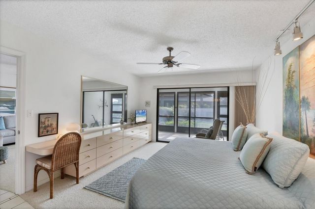 6650 SCHOONER BAY CIRCLE 6650, Sarasota, FL 34231