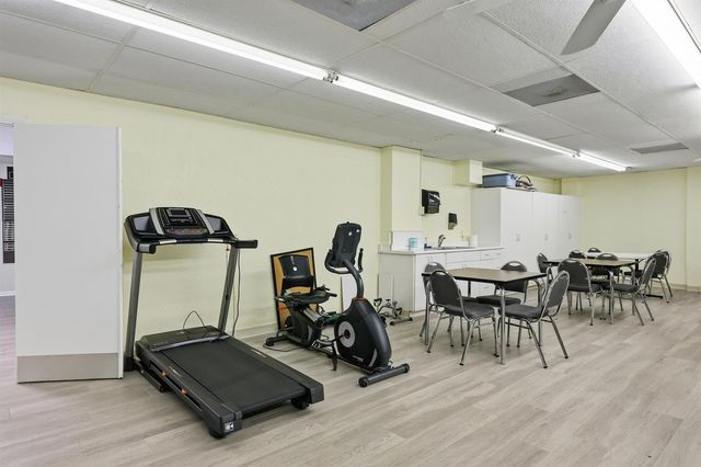 18081 SE Country Club Drive 6-60, Jupiter, FL 33469