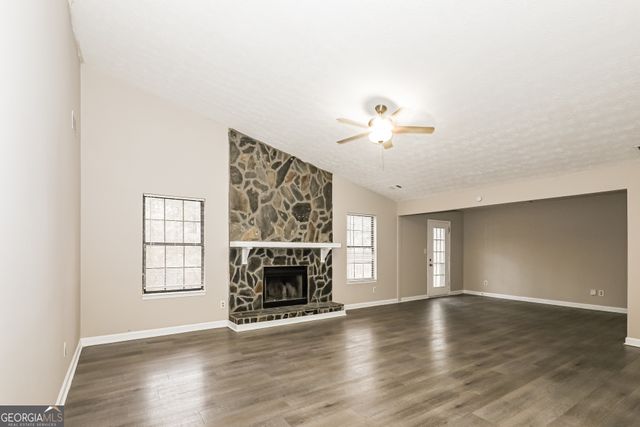 6961 Apache Lane, Riverdale, GA 30274