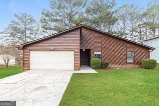 6961 Apache Lane, Riverdale, GA 30274