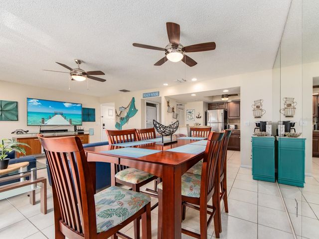 2406 GULF BOULEVARD 204, Indian Rocks Beach, FL 33785