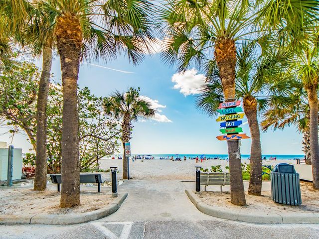 2406 GULF BOULEVARD 204, Indian Rocks Beach, FL 33785