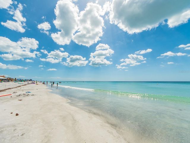 2406 GULF BOULEVARD 204, Indian Rocks Beach, FL 33785