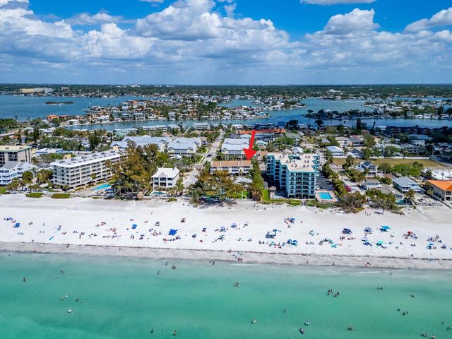 2406 GULF BOULEVARD 204, Indian Rocks Beach, FL 33785