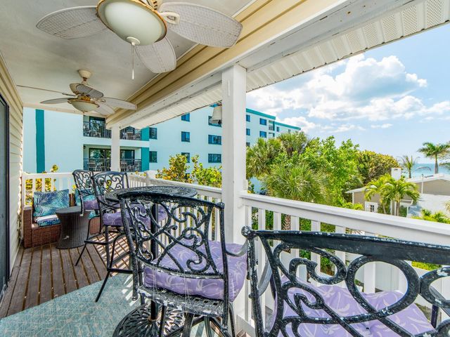 2406 GULF BOULEVARD 204, Indian Rocks Beach, FL 33785