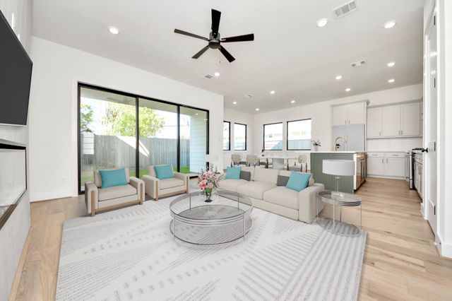 1422 Caywood Lane A, Houston, TX 77055