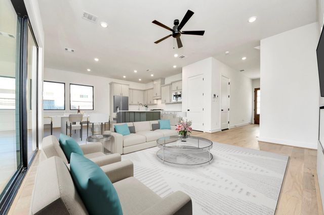 1422 Caywood Lane A, Houston, TX 77055