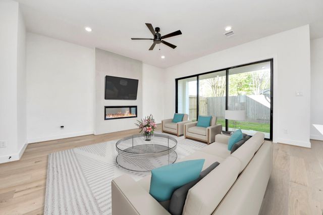 1422 Caywood Lane A, Houston, TX 77055