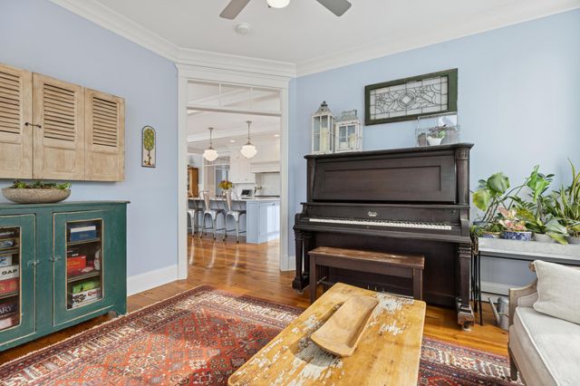 20575 Summerville Road, Deephaven, MN 55331