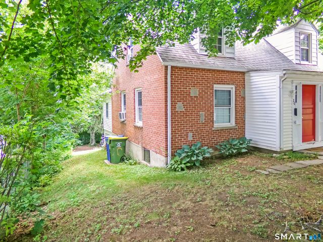 20 Lone Oak Avenue, Waterbury, CT 06710