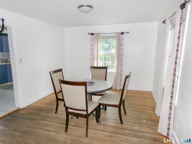 20 Lone Oak Avenue, Waterbury, CT 06710