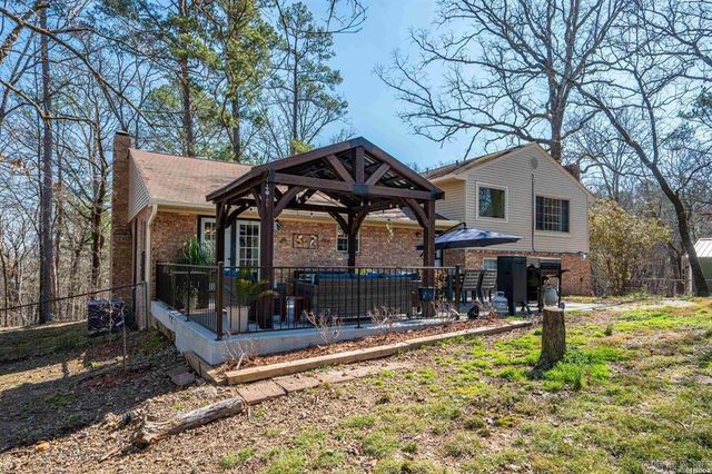 105 Rolling Acres Court, Pearcy, AR 71964