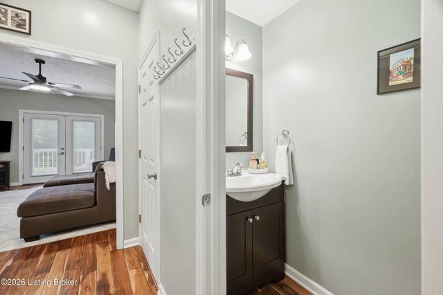 14417 Spring Dr, Prospect, KY 40059
