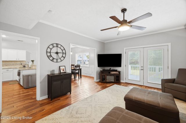 14417 Spring Dr, Prospect, KY 40059