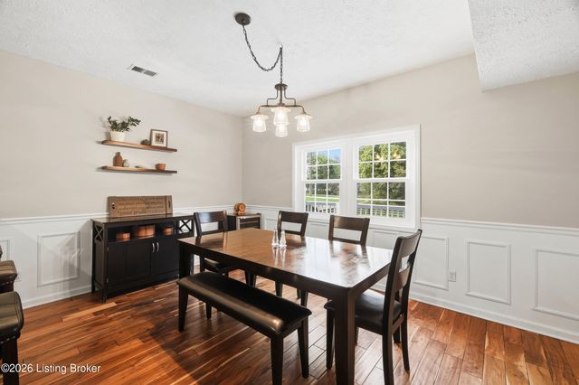 14417 Spring Dr, Prospect, KY 40059