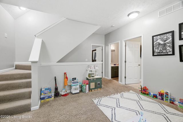 14417 Spring Dr, Prospect, KY 40059