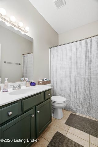 14417 Spring Dr, Prospect, KY 40059