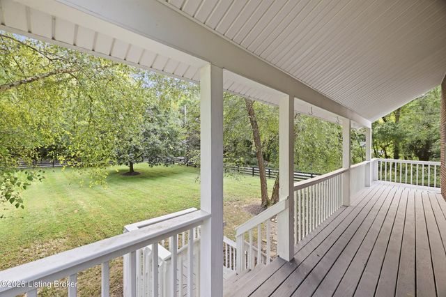 14417 Spring Dr, Prospect, KY 40059