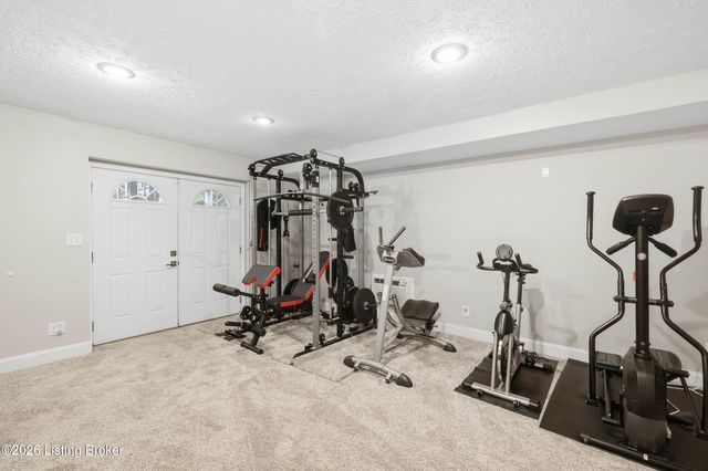 14417 Spring Dr, Prospect, KY 40059
