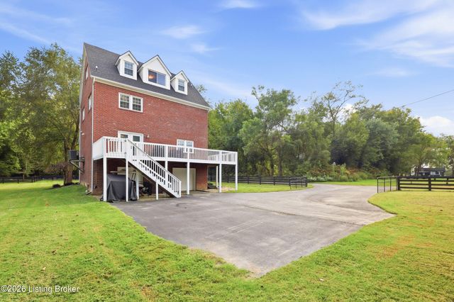 14417 Spring Dr, Prospect, KY 40059