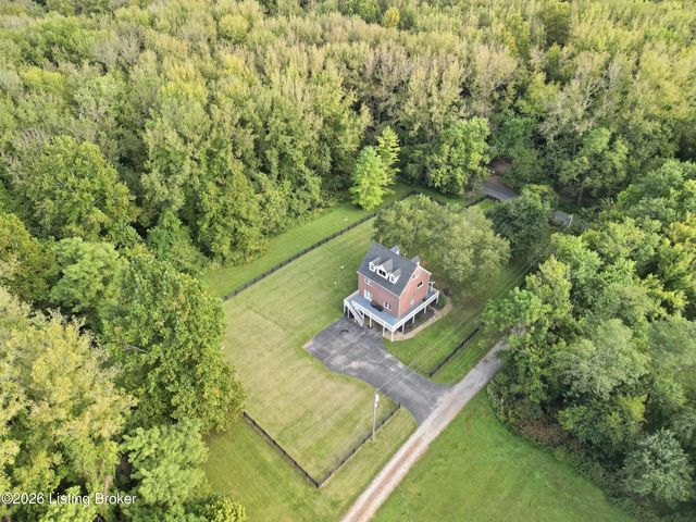 14417 Spring Dr, Prospect, KY 40059