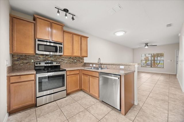 1121 TRILLIUM PARK LANE, Sanford, FL 32773