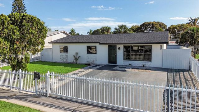 1318 13th Street, West Palm Beach, FL 33401