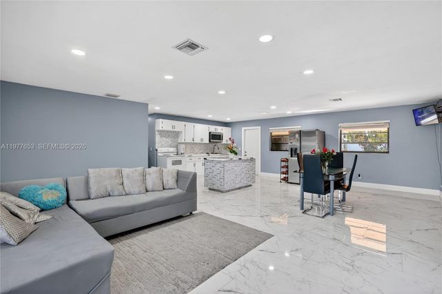 1318 13th Street, West Palm Beach, FL 33401