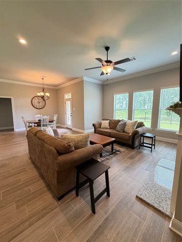 457 Mangrove Lane, Bossier City, LA 71111