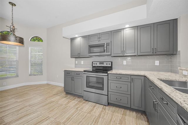 4777 EDGE PARK DRIVE, Oldsmar, FL 34677