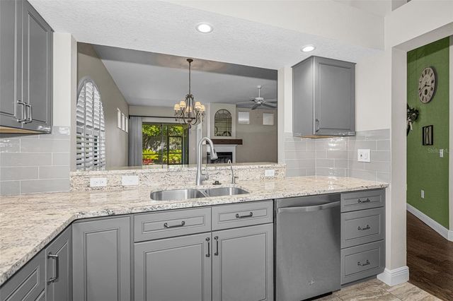 4777 EDGE PARK DRIVE, Oldsmar, FL 34677