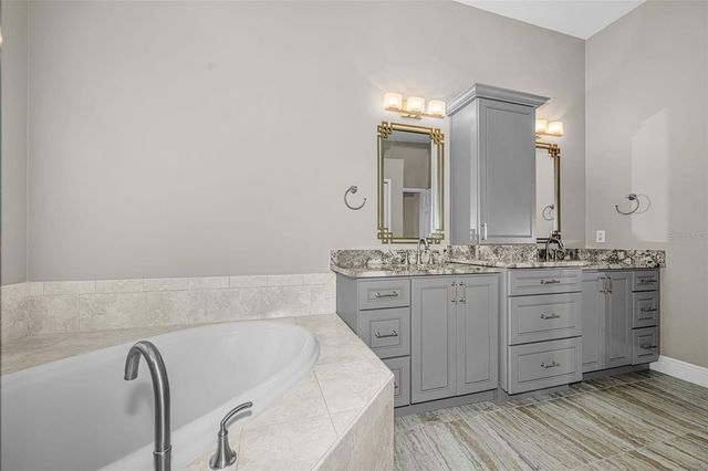 4777 EDGE PARK DRIVE, Oldsmar, FL 34677