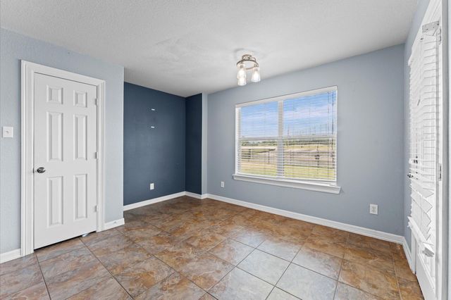 18714 Walden Glen Circle, Humble, TX 77346