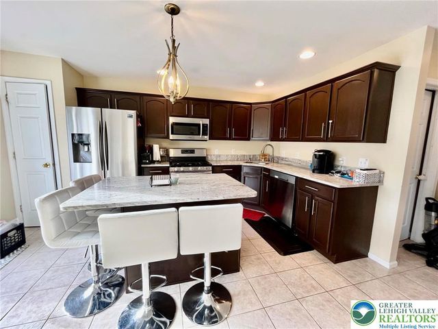 4164 Ross Road, Bethlehem City, PA 18020