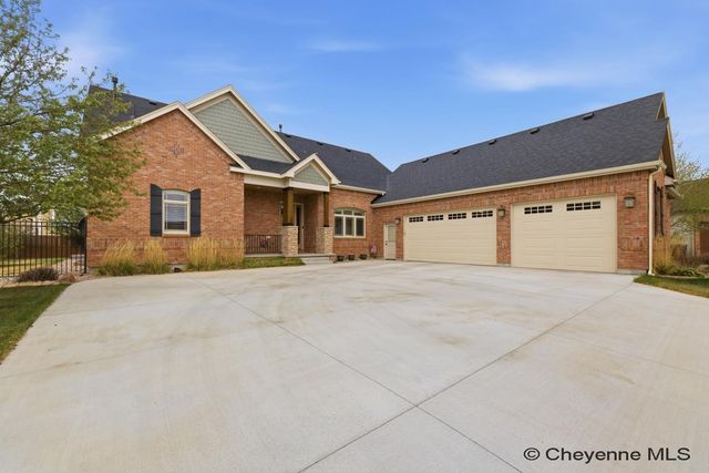 7712 SHADOW MTN CIR, Cheyenne, WY 82009