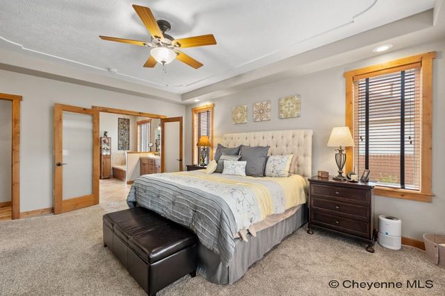 7712 SHADOW MTN CIR, Cheyenne, WY 82009