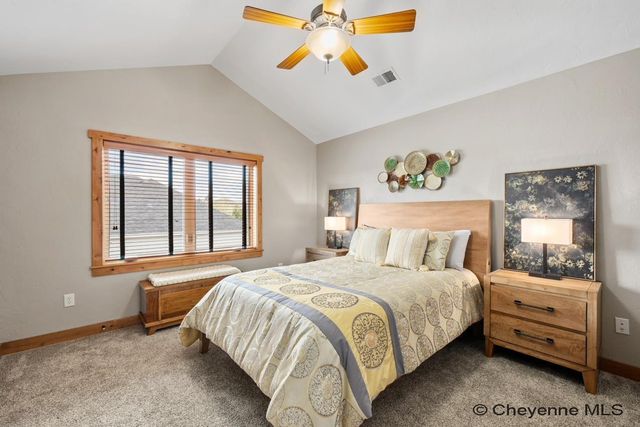 7712 SHADOW MTN CIR, Cheyenne, WY 82009